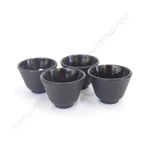 4 JAPANESE IRON TEA CUPS, DIA 65MM