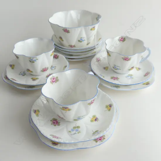 15PC PART SHELLY TEASET