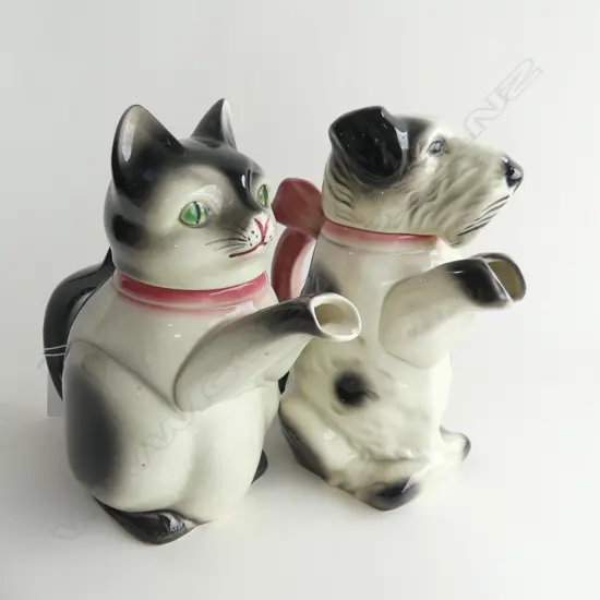 2 VINTAGE ANIMAL TEAPOTS DOG & CAT 200MM a/f