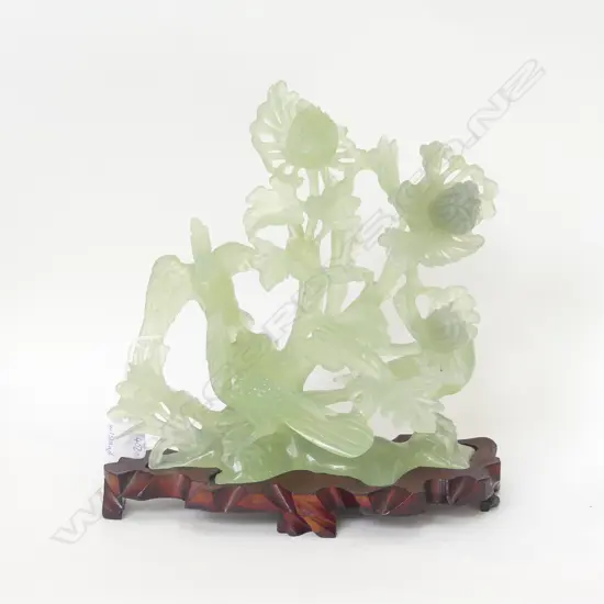 LG ORIENTAL CARVED JADE BIRD & FOLIAGE ON WOODEN STAND H. 280MM