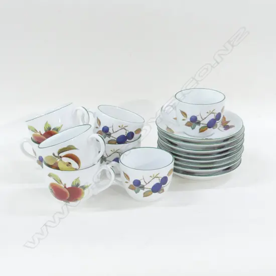 8 ROYAL WORCESTER EVESHAM VALE C/S