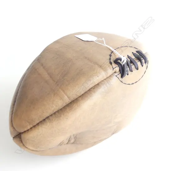 VINTAGE LEATHER RUGBY BALL L 310MM
