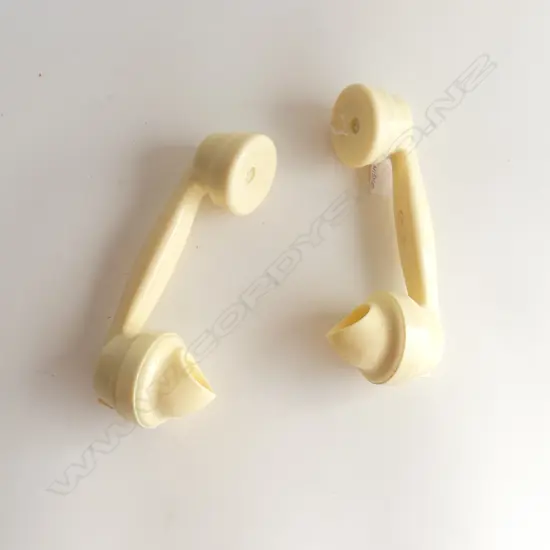 2 VINTAGE BAKELITE TELEPHONE RECEIVER HANDLES, ORIGINAL IN BOX, SIEMENS& AEI, LONDON 