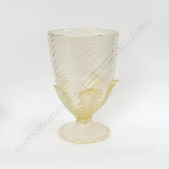 TALL MURANO ART GLASS VASE w. 5 LEAF DESIGN H.270mm