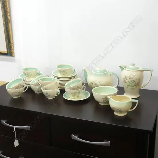 41 PCE SUSIE COOPER DRESDEN SPRAYS TEA SET; TEAPOT (spout chip) & 11 TRIOS, JUG, MILK & SUGAR + 4 EXTRA SAUCERS...