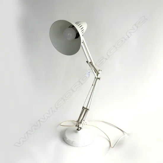 VINTAGE WHITE NZ MADE ANGLE POISE LAMP