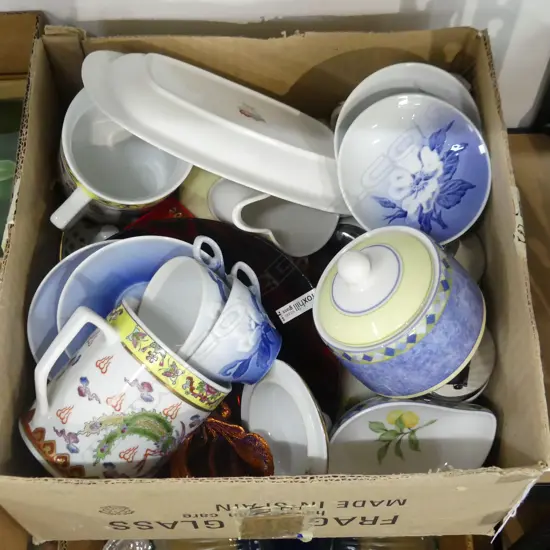 BOX LOT ASST. GOOD CHINA; ROYAL ALBERT, WORCESTER EGG CODDLERS, COPENHAGEN ETC