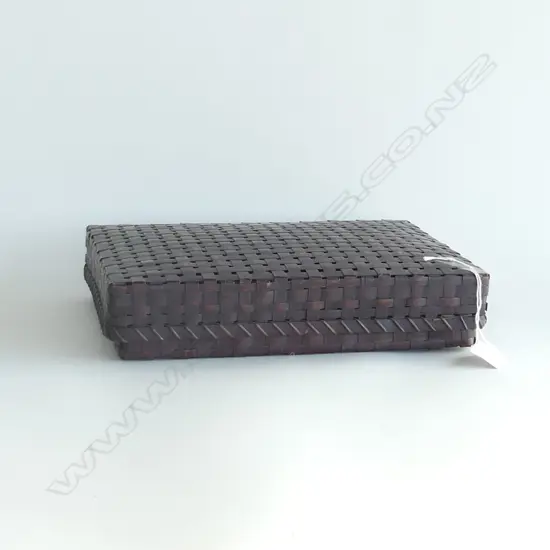 VINTAGE JAPANESE WOVEN BAMBOO LIDDED BOX  275 X 200MM