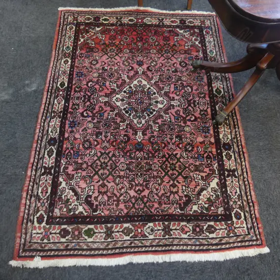 SMALL HAND KNOTTED WOOL PILE RUG 1540x1100mm