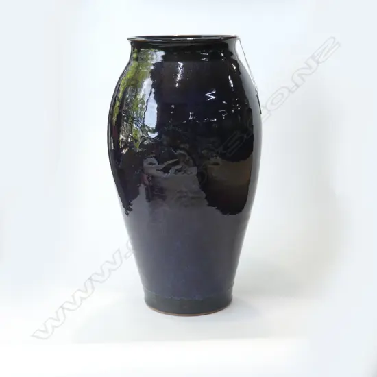 TALL STUDIO POTTERY VASE; BLUE GLAZE H.390mm