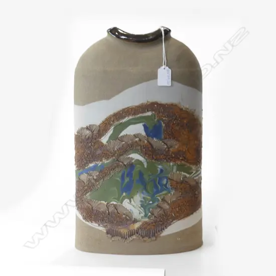 LGE STUDIO POTTERY VASE w. APPLIED DECORATION H.430mm