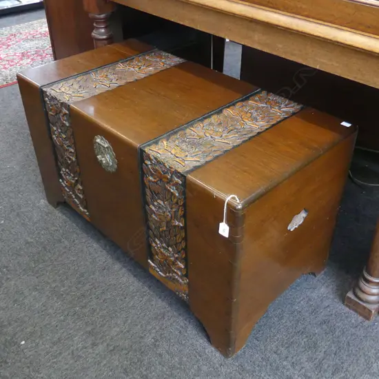 CAMPHOR CHEST