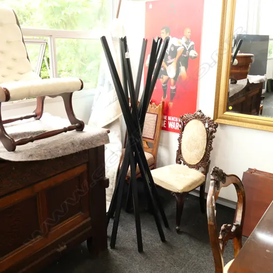 ZANOTTA (ITALIAN) MODERNIST CLOTHES RACK - RADIATING EBONISED OAK