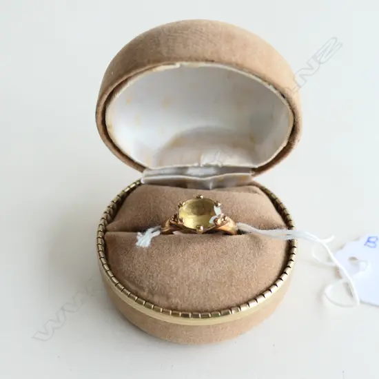 9CT GOLD & YELLOW STONE RING 5.21 GMS