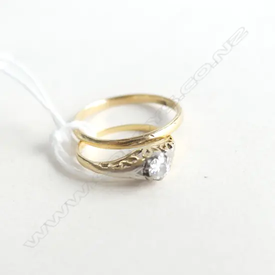 2 18CT GOLD RINGS; DIAMOND SOLITAIRE & BAND 2.8 GRAMS