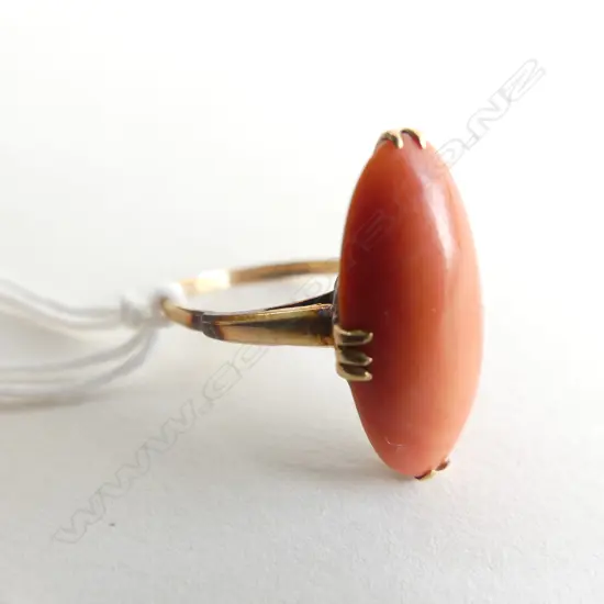 18CT RED CORAL RING 2.6 GRAMS