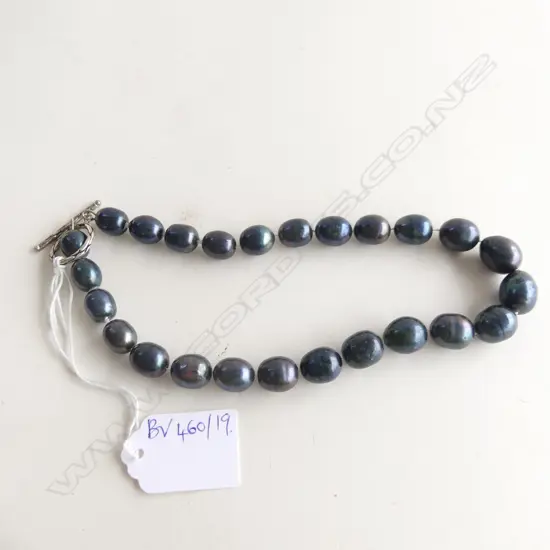 BLACK PEARL NECKLACE w. SILVER RING & BAR CLASP L.400mm