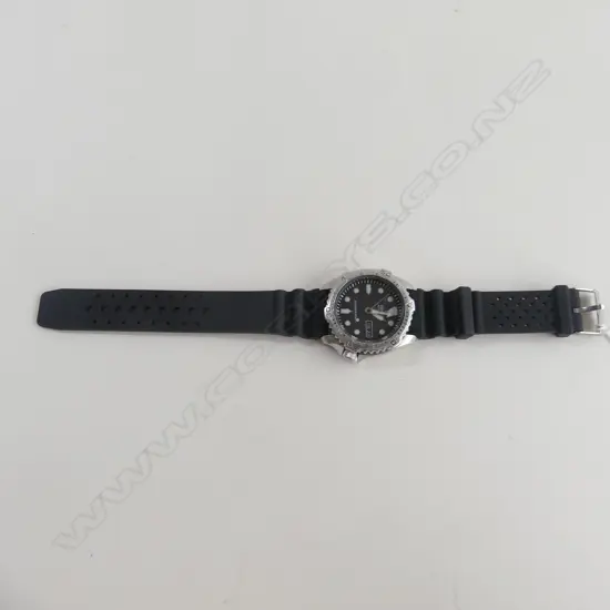 SEIKO GENTS AUTO DIVERS WATCH  20809