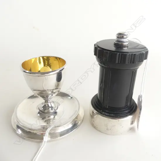 STG SILVER FILLED BASE EGG CUP & VINTAGE PEPPER GRINDER WITH STG SILVER BASE H. 95MM