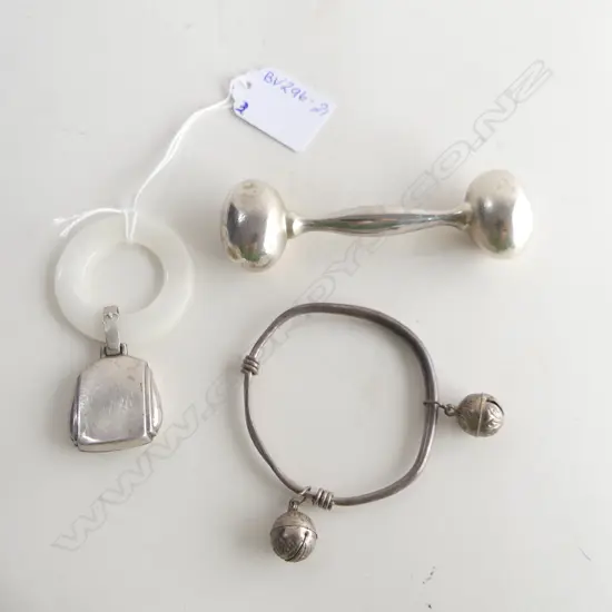 3 STG SILVER BABY RATTLES/TEETHING RINGS, ONE WITH QUARTZ RING HANDLE TOTAL WEIGHT 67.76