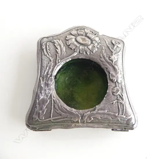 STG SILVER LEATHER BACKED SM CLOCK FRAME (BIRM 1904)