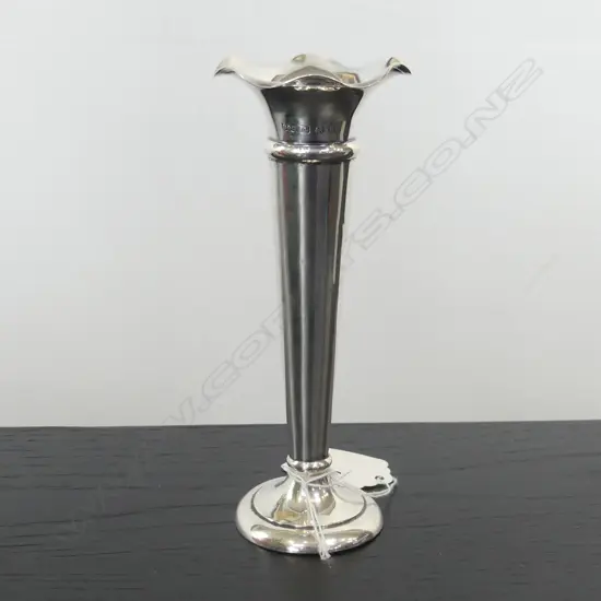 S/S SPIECIMAN VASE 30GRAMS HIEGHT130MM