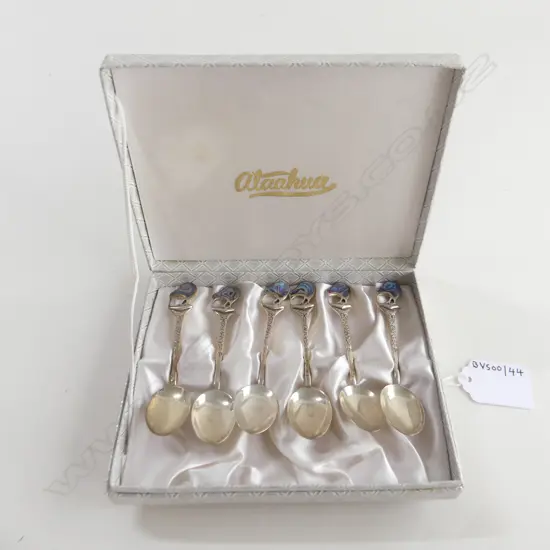 CASED SET S/S & PAUA KIWI COFFEE SPOONS BY ATAAHUA 19570