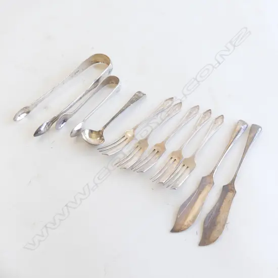 BAG STG SILVER; DESSERT FORKS, SUGAR TONGS, PATE KNIVES ETC. 192GMS