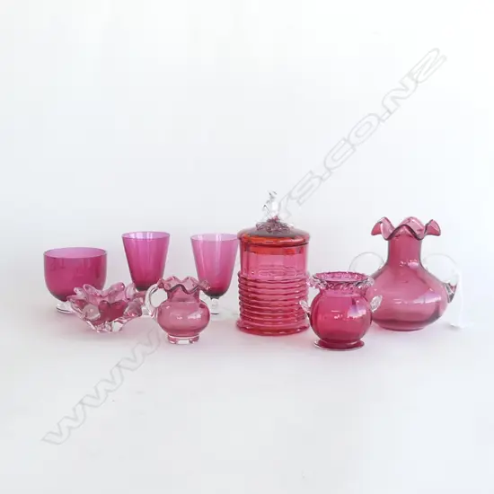 8 PCES VICTORIAN CRANBERRY / RUBY GLASS