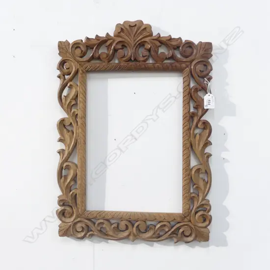 CARVED WOODEN FRAME 540x375mm