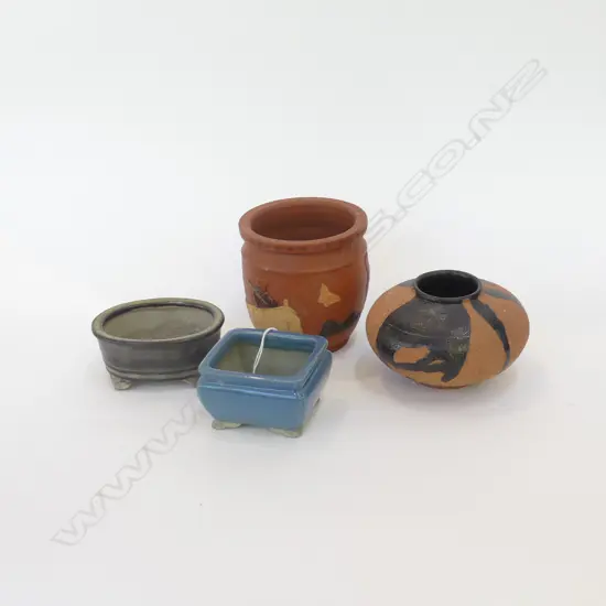 4 SMALL ORIENTAL CERAMIC POTS H.95mm 