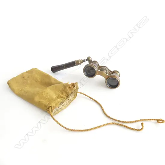 PR ANTIQUE OPERA GLASSES w. LEATHER TRIM