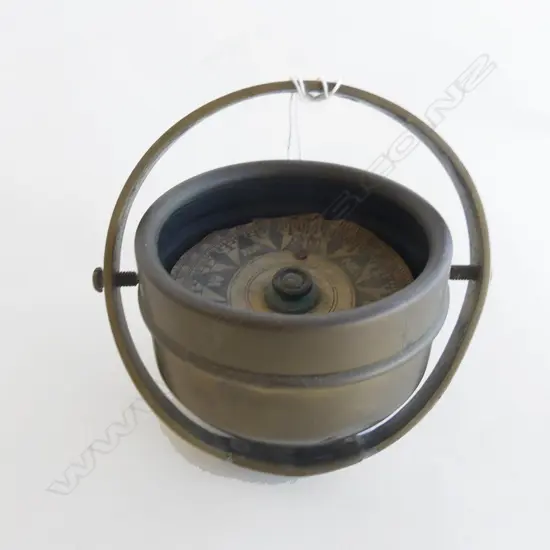 VINTAGE BRASS SHIPS COMPASS, DIA. 115MM