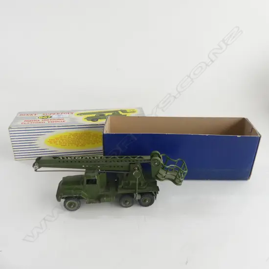 DINKY SUPERTOY MISSILE SERVICING PLATFORM VEHICLE  IN BOX  N667 L220MM