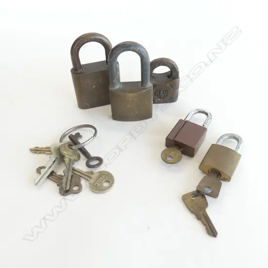 5 VINTAGE BRASS PADLOCKS, GLOBE, ZENI, ETC.