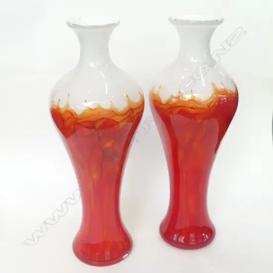 PR RED ART GLASS VASES H.360mm