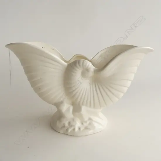 CROWN LYNN NAUTILUS VASE W.285mm