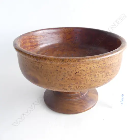 BUR TOTARA TURNED STEMMED BOWL 130MM HIEGHT
