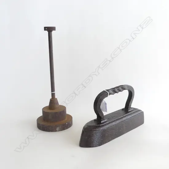 VINTAGE CAST IRON DOOR STOP H.330mm & SAD IRON L.270mm
