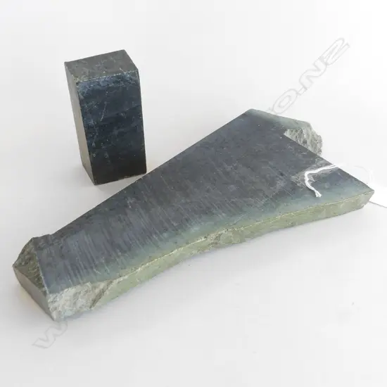 2 SLABS GREENSTONE (100 X 50 & 290 X 140MM) 