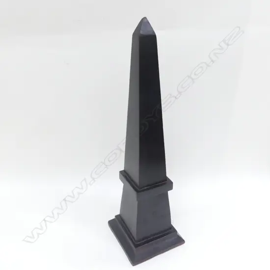 WOODEN OBELISK H.525mm