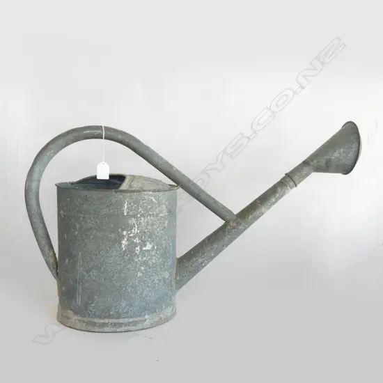 VINTAGE METAL WATERING CAN H.400mm