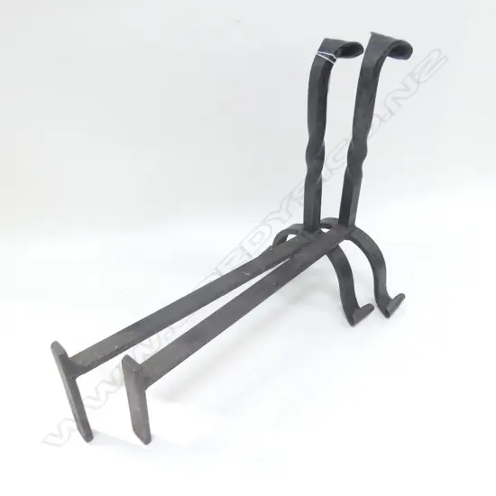 PR IRON FIRE DOGS L.440mm