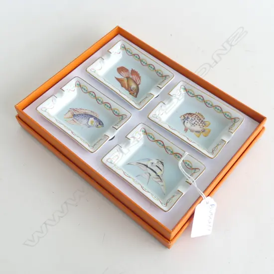 HERMES SET OF 4 FISH DISHES 80x60mm, CASED