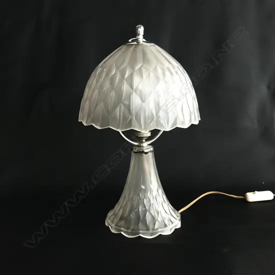 FROSTED GLASS TABLE LAMP CHROME FITTINGS. Diamond pressed panels. H.375mm.