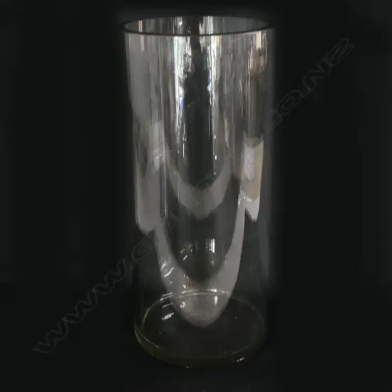 EXTRA LG GLASS CYLINDER VASE H.500mm, SM CHIP TO RIM, DIA. 225mm