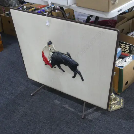 VINTAGE RETRO FIRESCREEN w. BULL FIGHTER W.910 / H.725mm