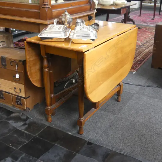 DROP SIDE PEMBROKE TABLE W.990mm