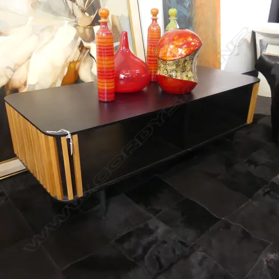 LINIER COFFEE TABLE 1200x500x400mm