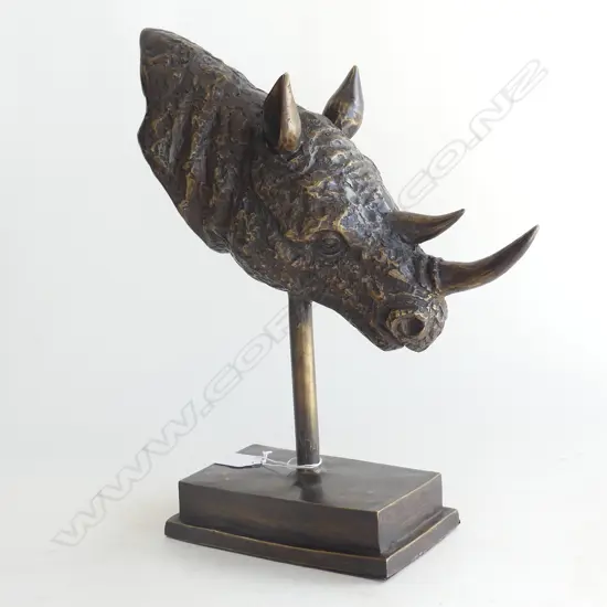 BRONZE RHINOCEROUS HEAD ON BRONZE STAND, H. 350MM